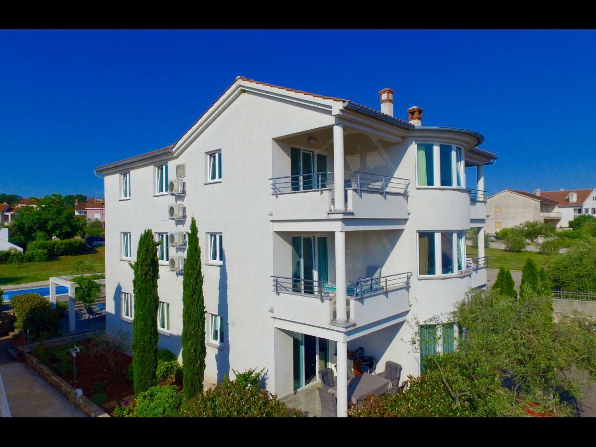 Apartments Kovacic มาลินสกา ภายนอก รูปภาพ